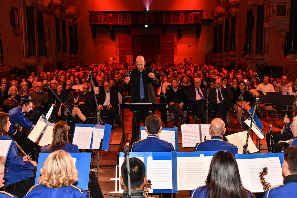 Filarmonica G.Puccini dic25 chiesa San Francesco (Lu)